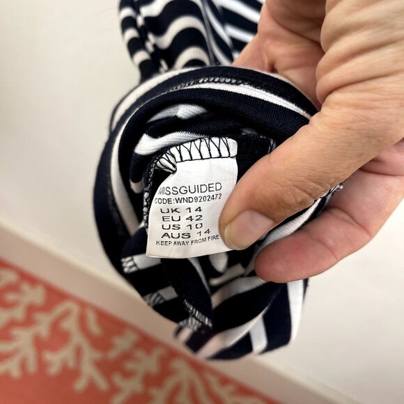 Missguided Black & White Striped Summer Dress w/Pockets sz 14 - Picture 4 of 4